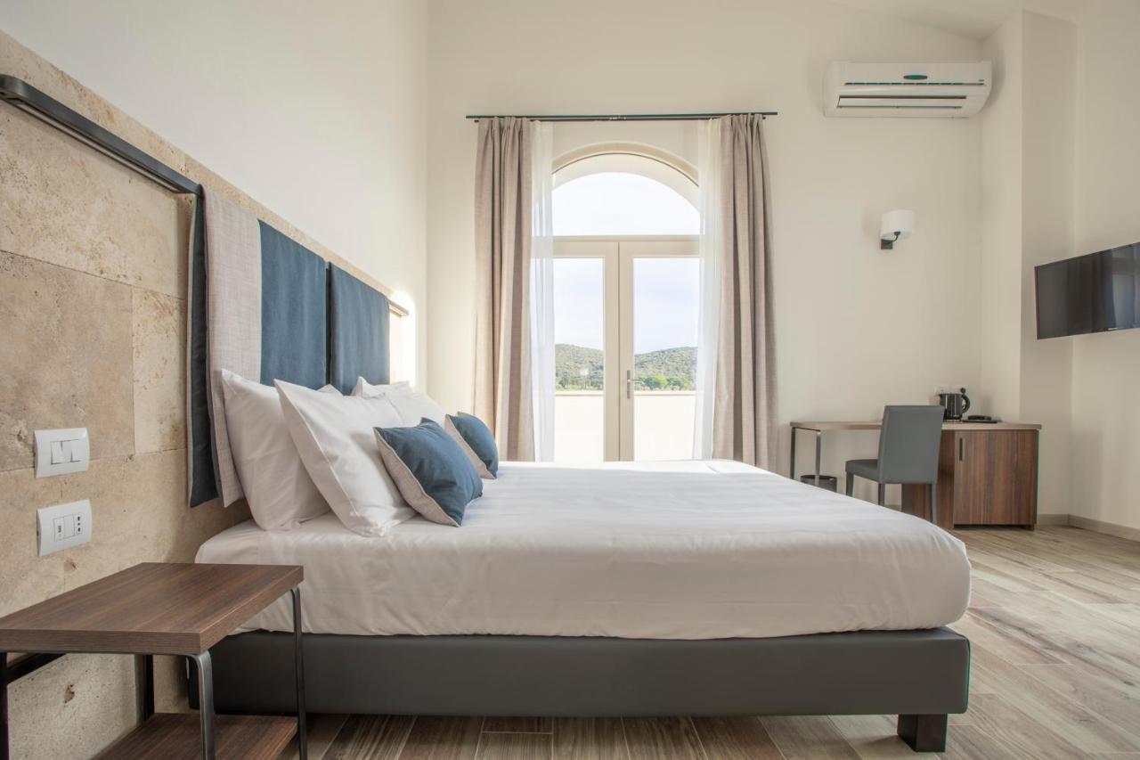 Riva Toscana Golf Resort & Spa Фолоника Екстериор снимка