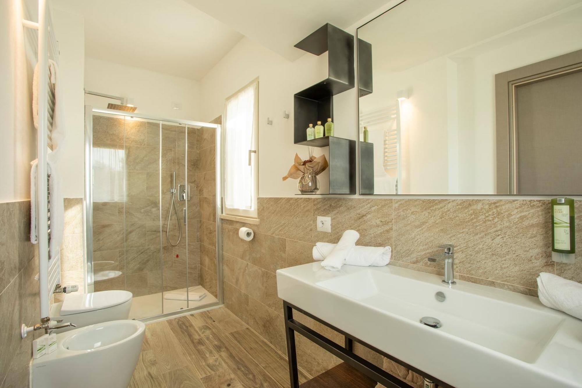 Riva Toscana Golf Resort & Spa Фолоника Екстериор снимка